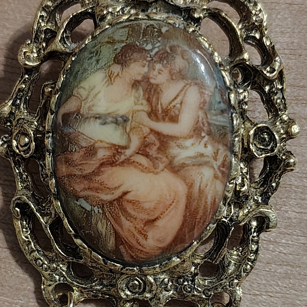 Vintage Cameo Porcelain Brooch/pendant Painting Neoclassical Woman Tassel - Picture 2 of 6
